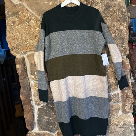 Nordstrom Dresses & Skirts - NWT Stitchdrop Striped Pullover Knit Dress